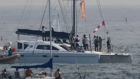 拉塞尔神助湖人逆转开拓者，浓眉爆发终结三连败，詹姆斯休战缺席比赛